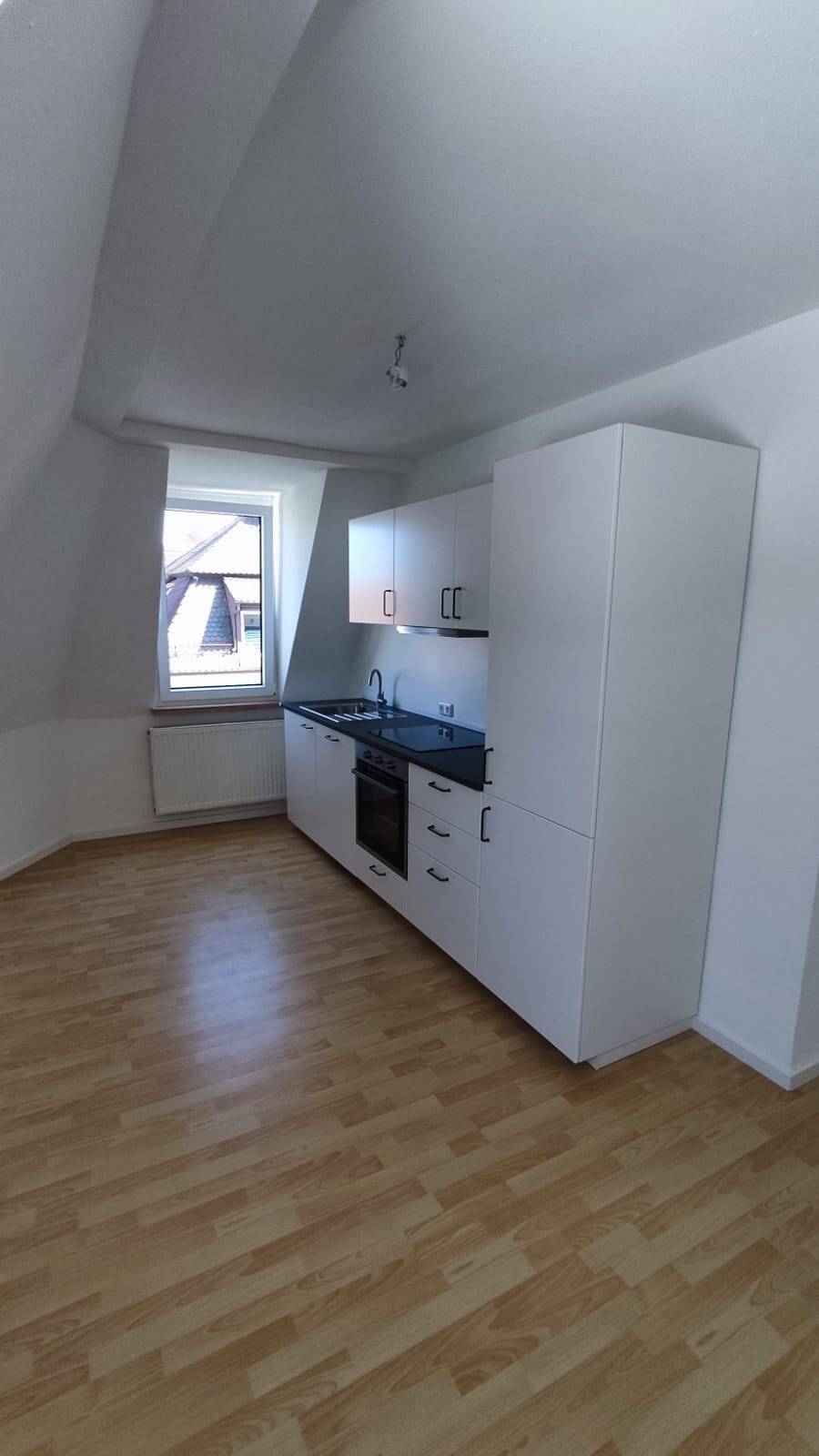 Helle 2 ZKB Wohnung in Augsburg Oberhausen – teilweise modernisiert 2024, 86154 Augsburg (Oberhausen)