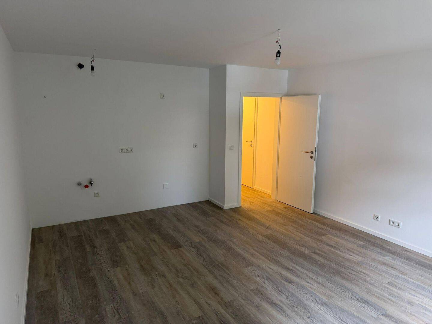 *NEUVERMIETUNG* Kernsanierte 1-Zi Wohnung zur Miete mit ruhiger Lage nahe Rothenbach, 90451 Nürnberg (Eibach Hafen Maiach Reichelsdorf Röthenbach bei Schweinau)