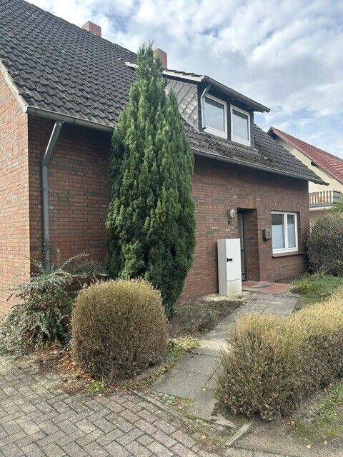 4-Zimmer-Dachgeschosswohnung in Lohne ab sofort zu vermieten, 49393 Lohne (Oldenburg)