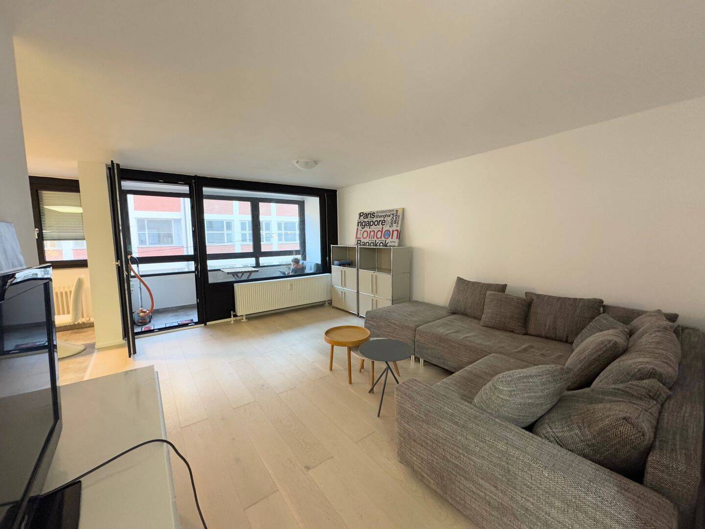 Moderne, neuwertige 3-Zimmer Wohnung Mit Loggia, EBK, TG Nähe City und Park ohne Provision, 70190 Stuttgart (Mitte Ost)