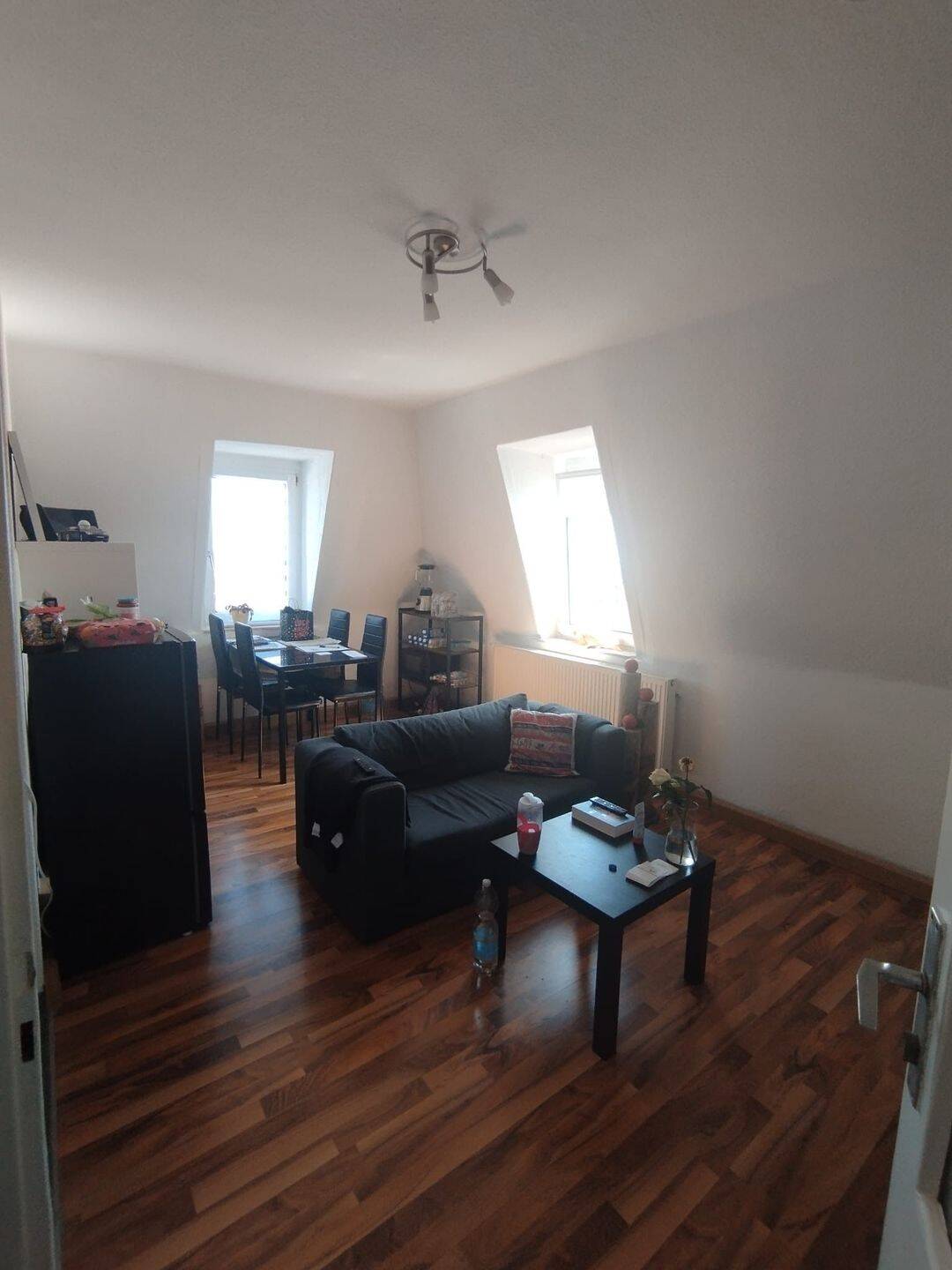 Kompakte 2 Zimmer Wohnung mit Stellplatz in Freital, 1705 Freital