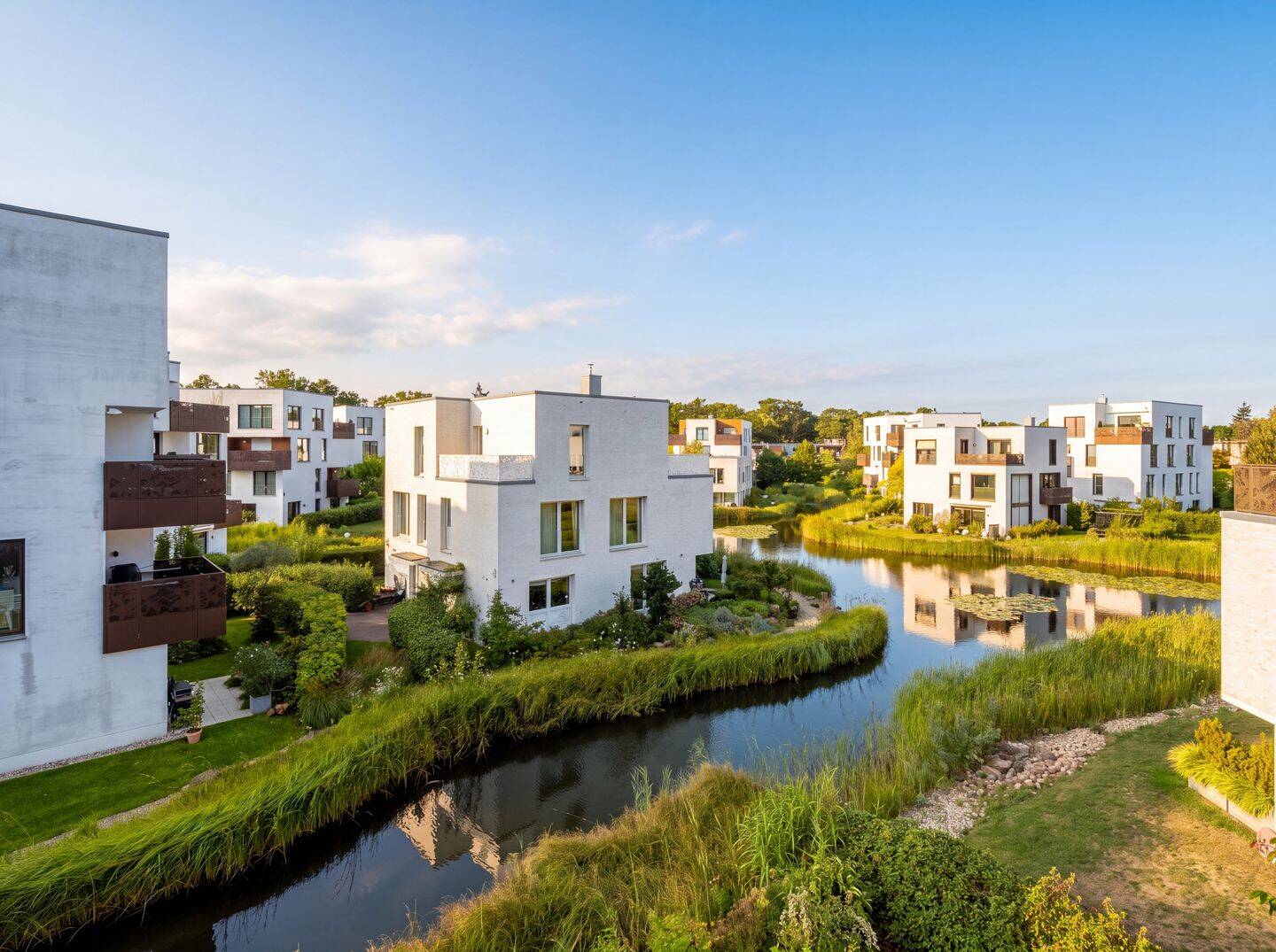 Rarität in Dahlem – Erstbezug auf 170 m², ganze Etage, zwei Sonnenterrassen & Tiefgaragenstellplatz, 14195 Berlin (Steglitz-Zehlendorf)