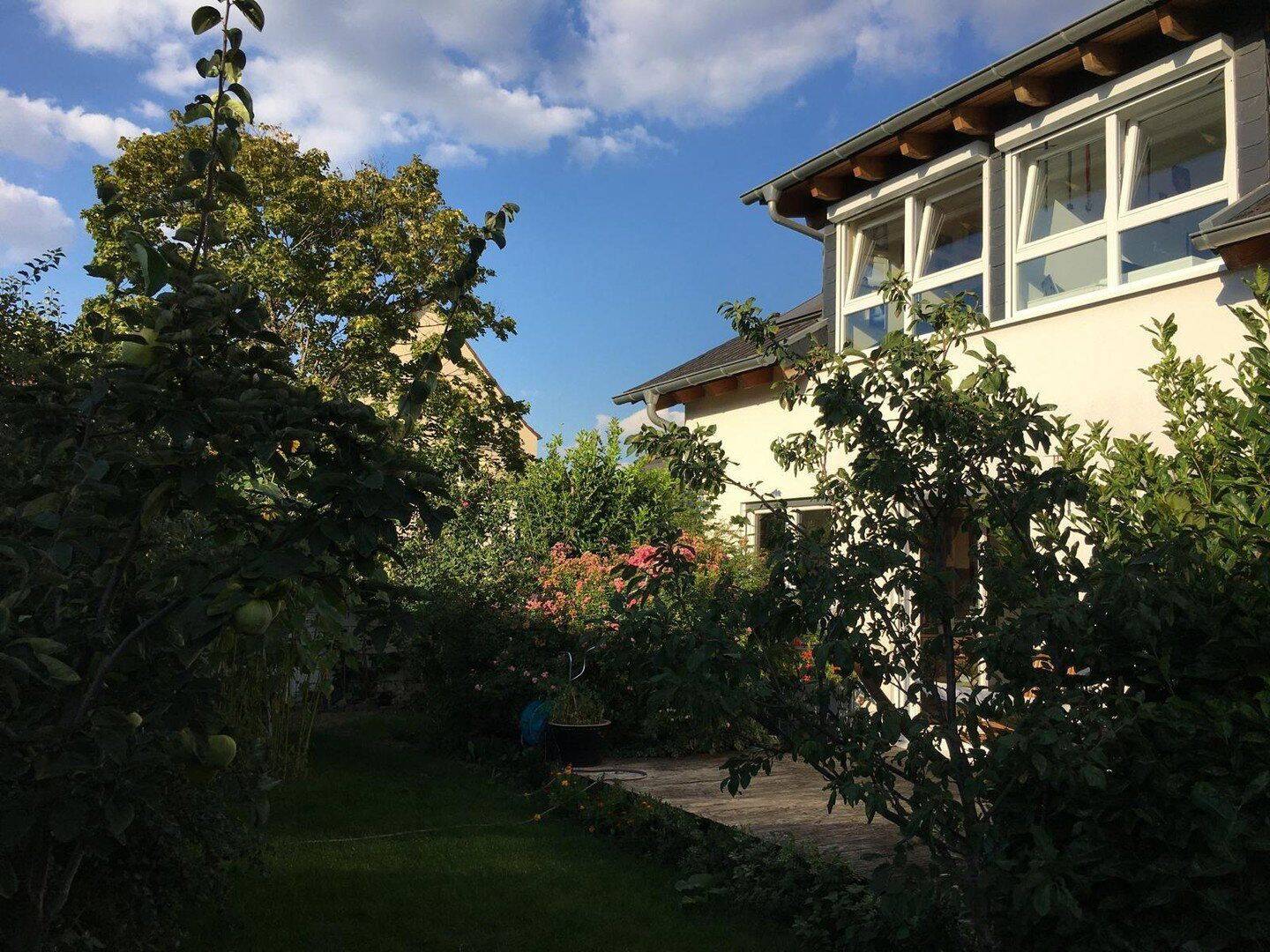 Modernes Einfamilienhaus mit Garten, viel Platz und perfekter Anbindung, 64546 Mörfelden-Walldorf