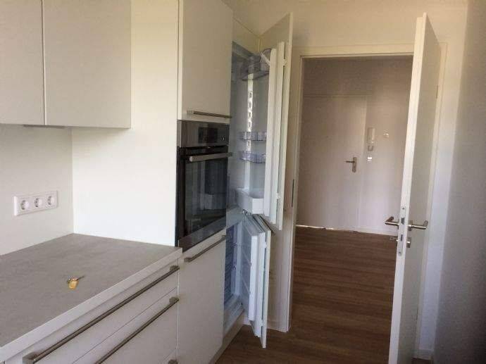 Barrierefreie 73m² Neubauwohnung in Iserlohn Letmathe! 1. OG, 2 Zimmer mit EBK, Balkon und 2 Stellplätzen, 58642 Iserlohn