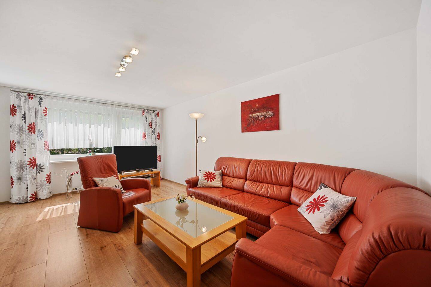3-Zimmer-Wohnung mit neuem Balkon und Tiefgaragenstellplatz in Sindelfingen, 71065 Sindelfingen