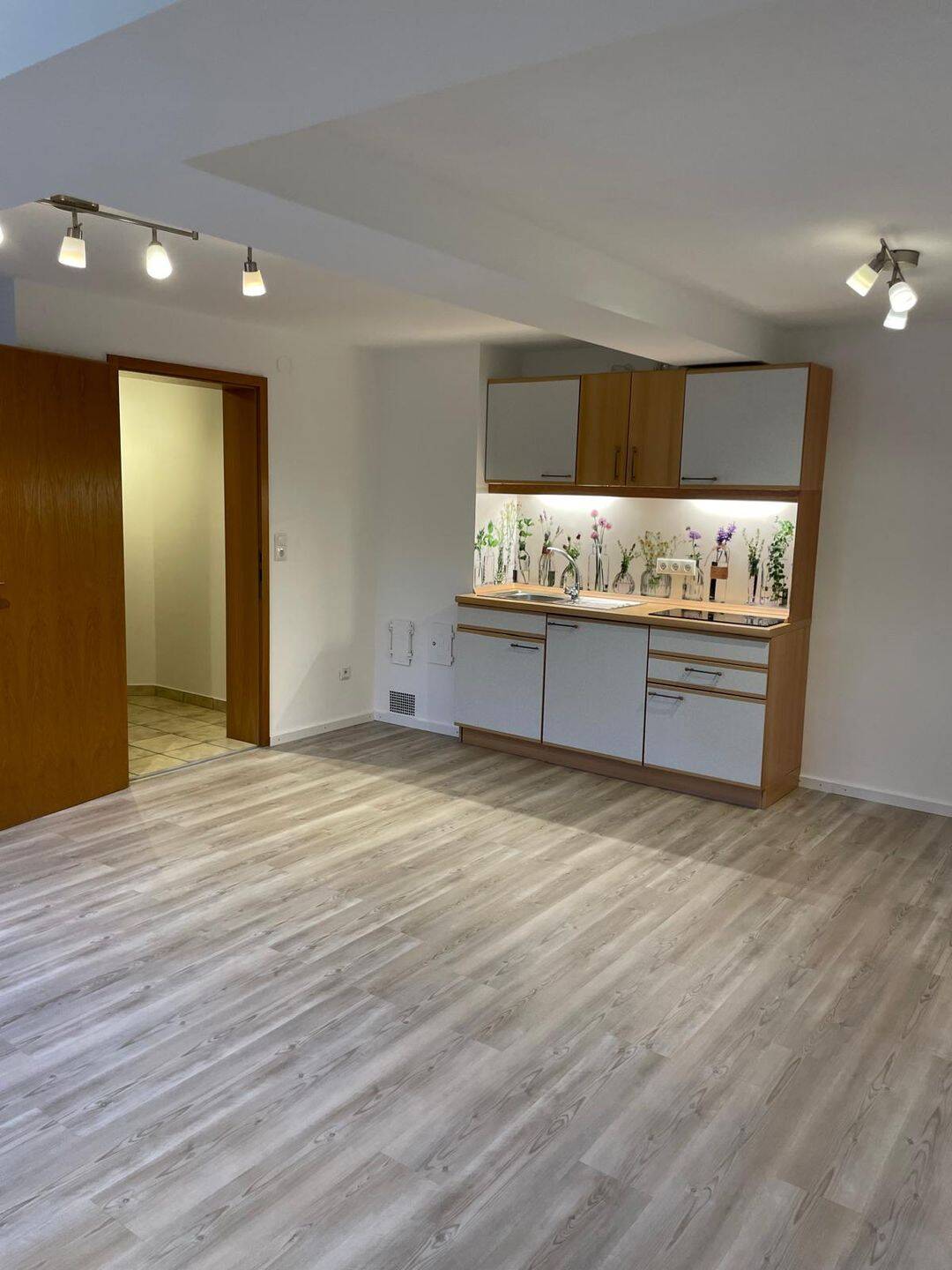 Frisch renoviertes 1-Zimmer-Apartment in angenehmer Lage (01.11.2026), 82431 Kochel a. See (Kochel)