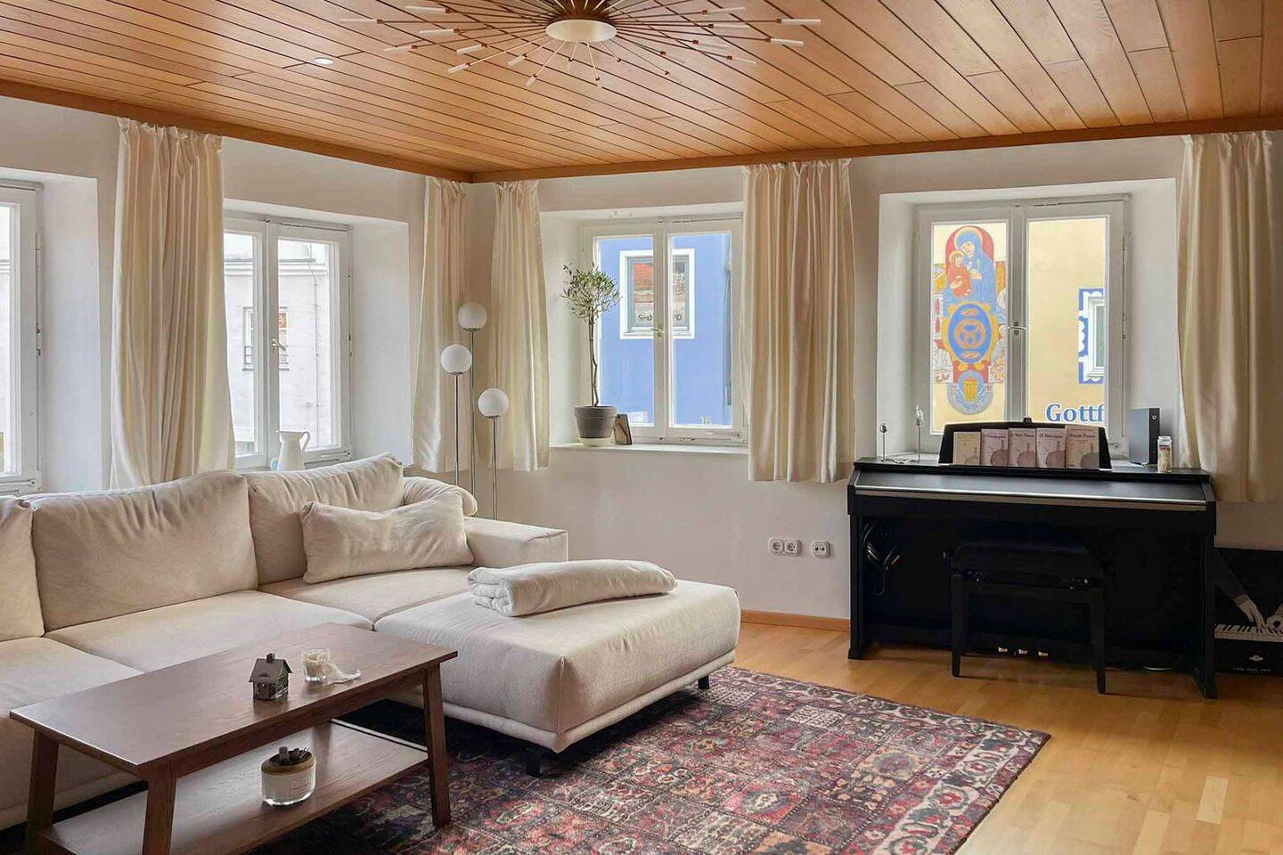 Charmante 6-Zimmer-Altbauwohnung auf der Insel Ried – stilvolles Wohnen mit historischem Flair, 86609 Donauwörth
