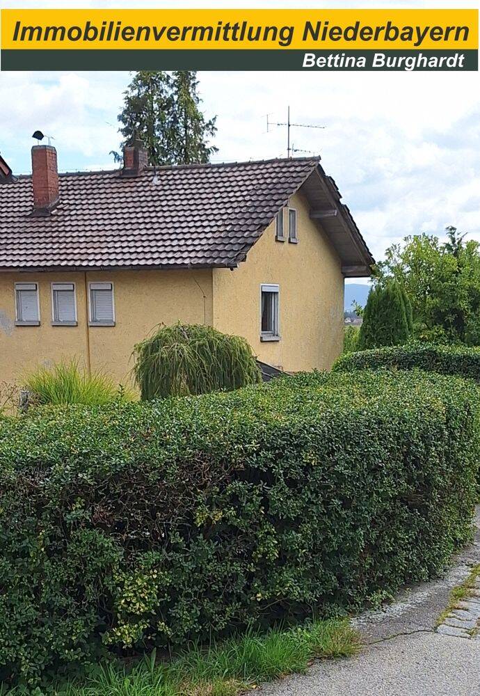 EINFAMIILIENHAUS FREISTEHEND MIT VIEL PLATZ FÜR EIGENE IDEEN, 94051 Hauzenberg