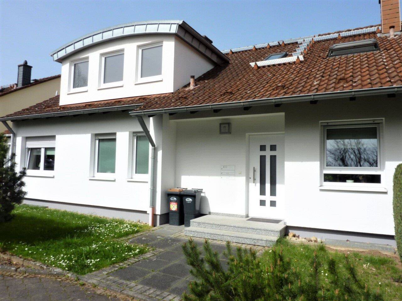 Moderne, helle 3-Zimmer-EG-Wohnung mit Garten und 50 m² Keller – Hundehaltung erlaubt, 61350 Bad Homburg v.d. Höhe