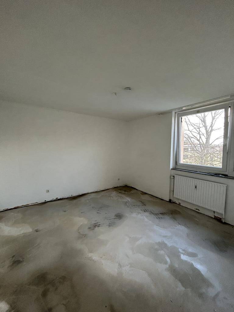 mit Laminatboden & Tapeten! 3-Zimmer-Wohnung in Dortmund Scharnhorst, 44328 Dortmund (Scharnhorst)