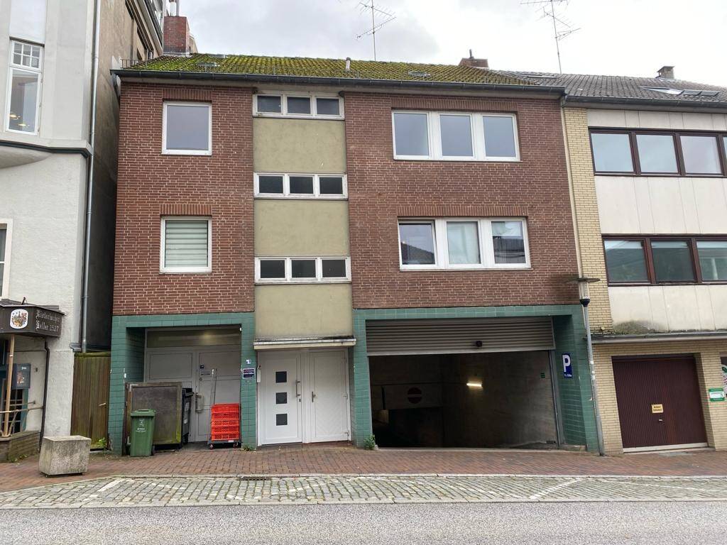 Wohnen im Zentrum von Ratzeburg: 3-Zimmer Wohnung mit Dachbodenanteil und Stellplatz, 23909 Ratzeburg
