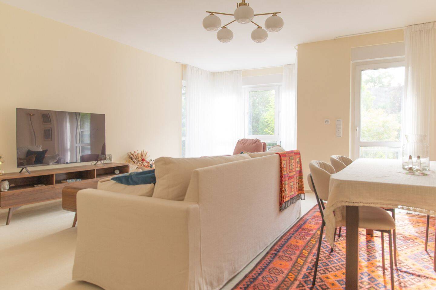 Wunderbare Garten-Wohnung inklusive TG Stellplatz im Zentrum von Marienfelde zu vermieten!, 12277 Berlin (Tempelhof-Schöneberg Mariendorf Marienfelde)