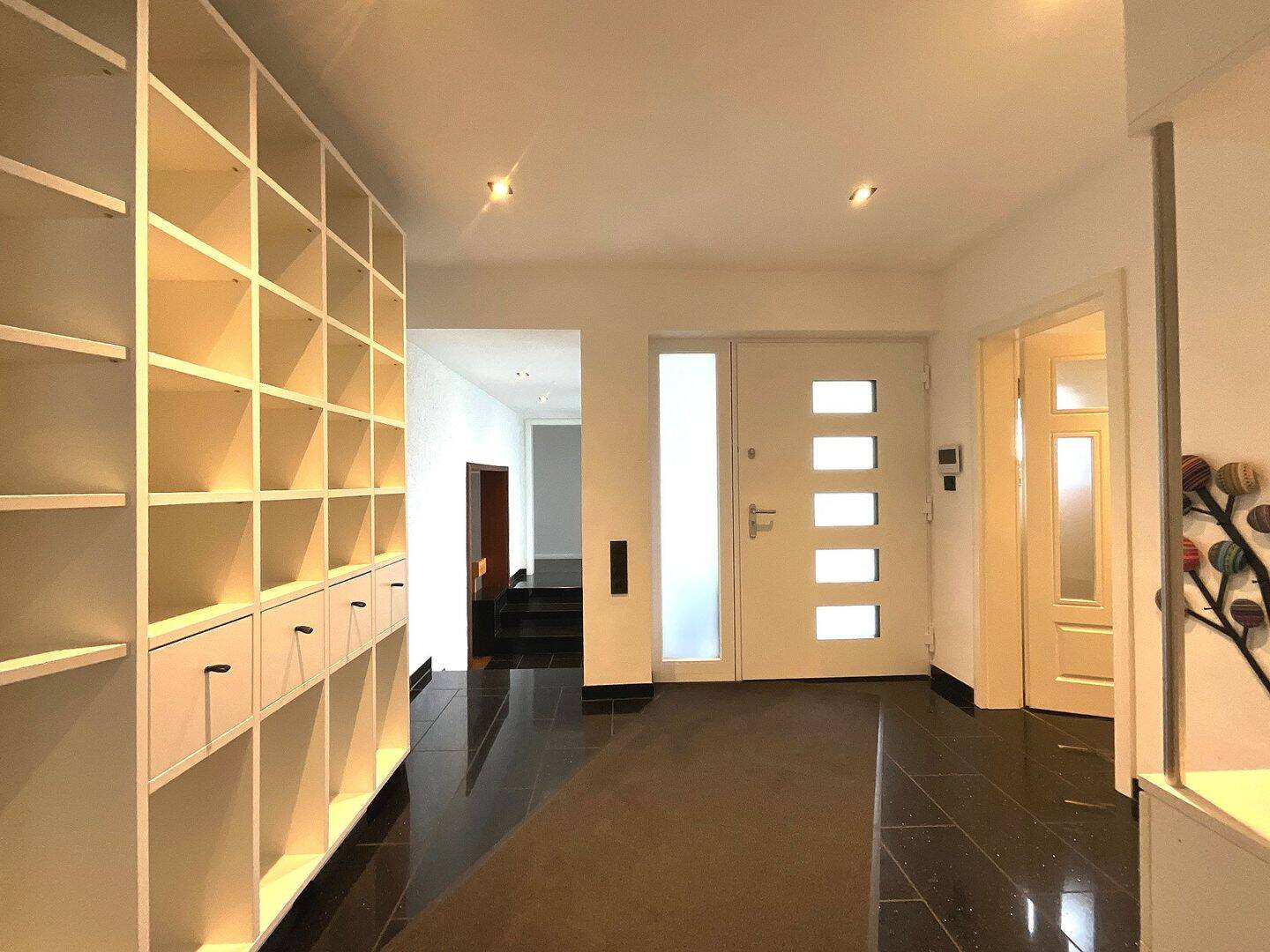 Architektur mit Charakter – großzügiges Wohnen in Baunatal-Altenritte, 34225 Baunatal