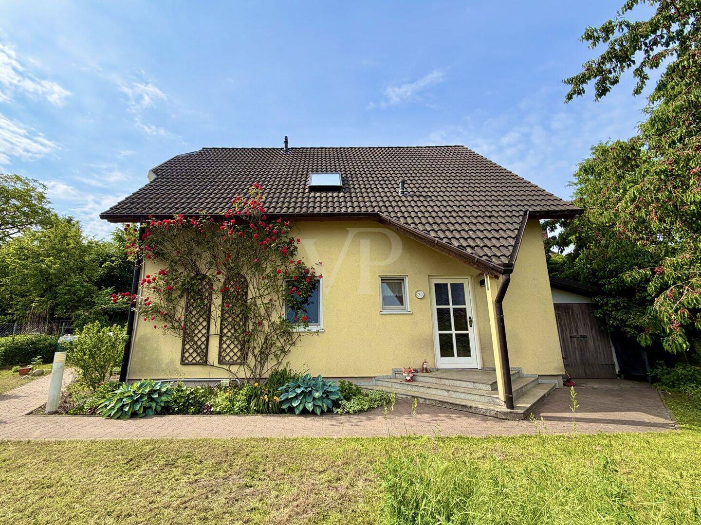 Familienfreundliches Einfamilienhaus mit idealen Voraussetzungen für Mehrgenerationenwohnen, 12526 Berlin (Treptow-Köpenick Bohnsdorf Kleingartenanlage Grünbergallee)