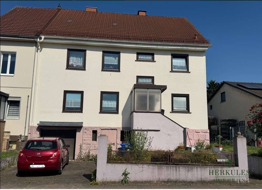 Großzügige Doppelhaushälfte mit 838 m² Grundstück – viel Platz für Ihre Wohnideen, 34587 Felsberg