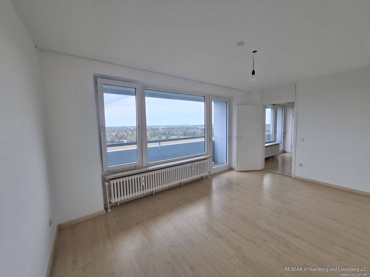 2-Zimmer-Wohnung mit Alpenblick, Westloggia und Pool in München-Solln, frei, 81477 München (Thalk. Obersendl.-Forsten-Fürstenr.-Solln)