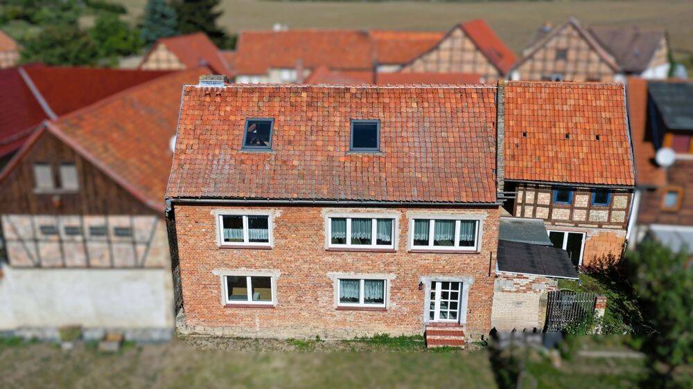 Von außen unscheinbar, innen überraschend großzügig – viel Platz, wenig Gartenarbeit in Westerhausen, 6502 Thale