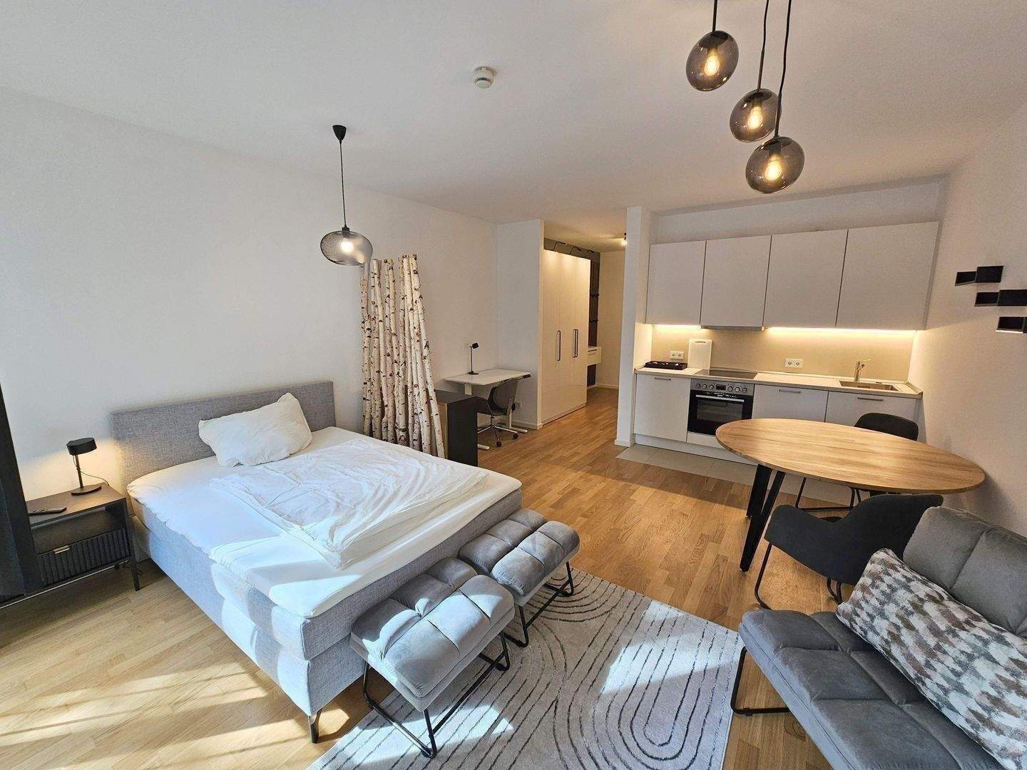 Ab 01.11.2026 schick möbliertes 1-Zimmer Apt mit Balkon & Parkettboden- zentrale Ostend Lage, 60314 Frankfurt am Main (Fechenheim Ostend)
