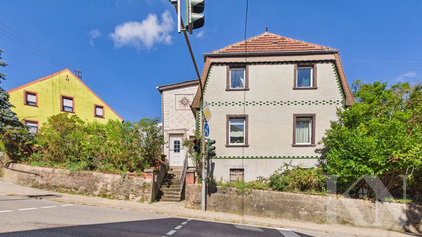 Einfamilienhaus mit Potenzial in Quierschied – Wohnhaus mit zwei möglichen Wohneinheiten, 66287 Quierschied