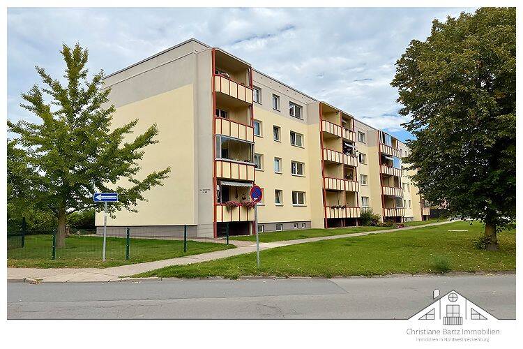 4- Zimmer- Eigentumswohnung in zentraler Lage von Dorf Mecklenburg zu verkaufen, 23972 Dorf Mecklenburg