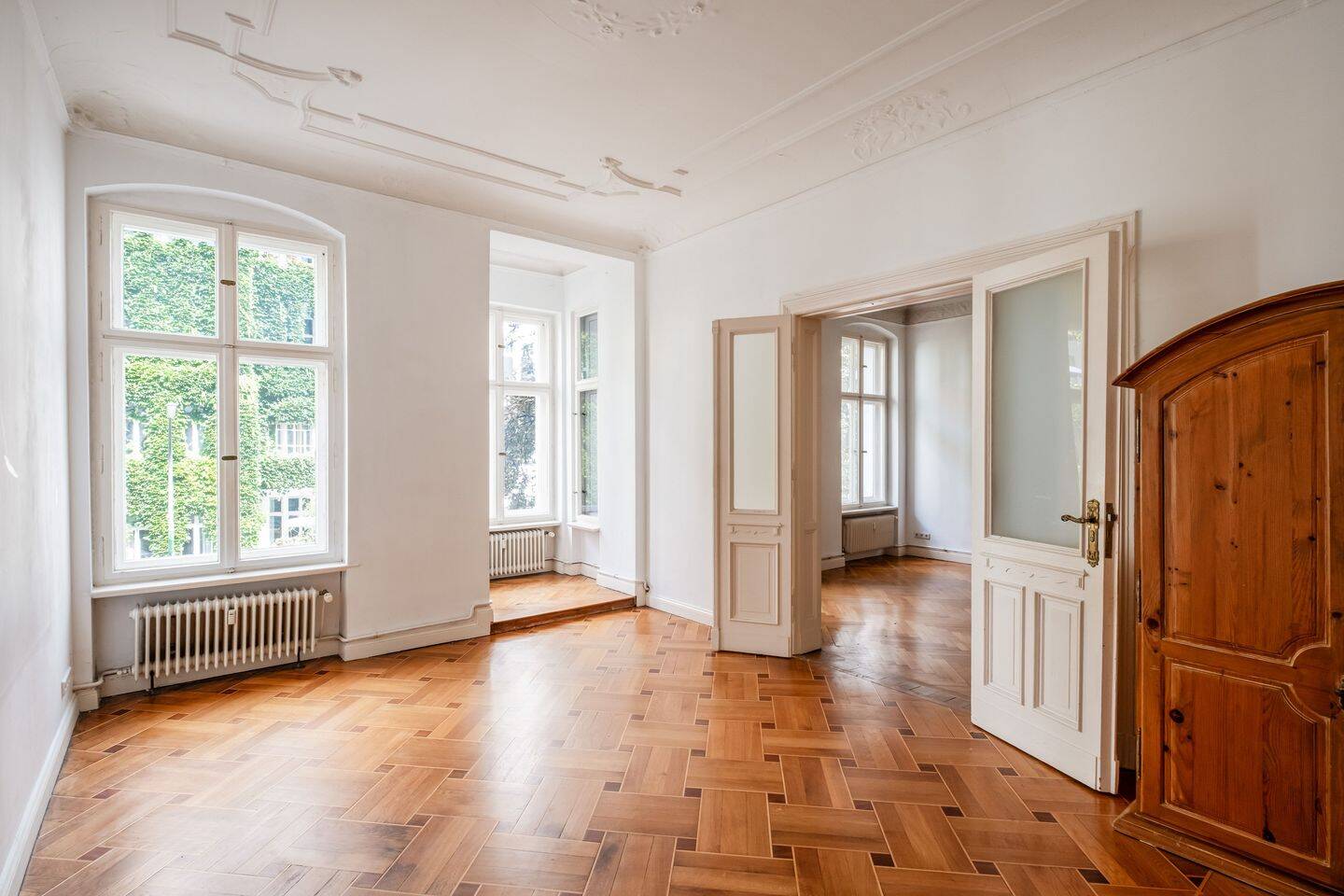 Seltene Gelegenheit: Stuckaltbau zur Modernisierung in Schöneberger Bestlage, 10777 Berlin (Charlottenburg-Wilmersdorf Schöneberg Wilmersdorf)