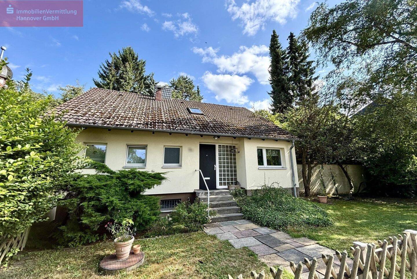 Mit großem Garten und vielseitigen Möglichkeiten!, 30559 Hannover