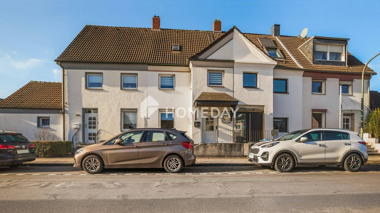 Charmantes Reihenmittelhaus mit neuem Glanz – frisch renoviert und sofort bezugsfrei, 46240 Bottrop (Boy Eigen)
