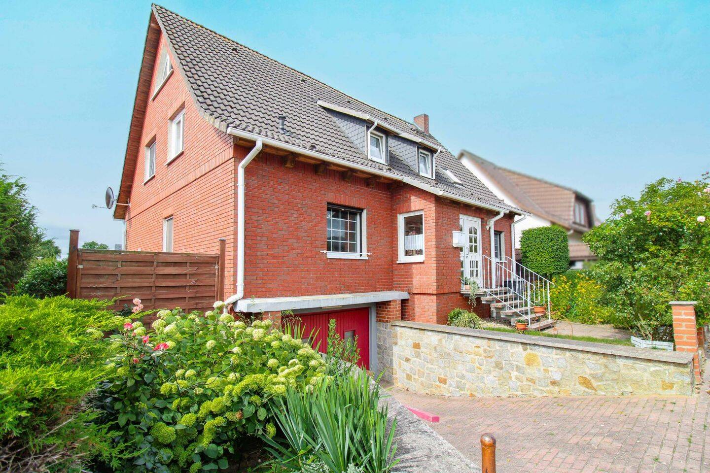 Großzügiges Einfamilienhaus mit ausgebautem Dachgeschoss -ideal für Familien oder Mehrgenerationen, 17335 Strasburg (Uckermark)