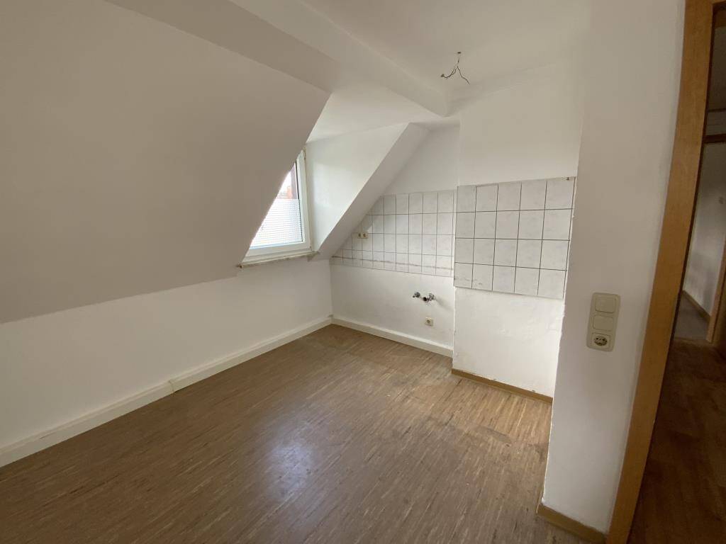 3-Zimmer-Wohnung in zentraler Lage von Montabaur  sofort verfügbar mit Außenstellplatz, 56410 Montabaur