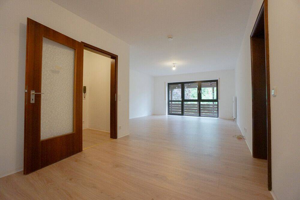 Modernisierte 3-Zimmer-Wohnung mit großzügigem Südbalkon in Schwabach-Wolkersdorf, 91126 Schwabach