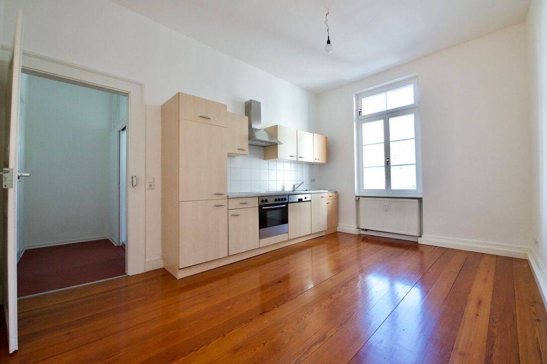 Ruhige und sonnige 1,5-Zimmer-Stadtwohnung in der Altstadt FR, 79098 Freiburg im Breisgau (Altstadt Neuburg Oberau)