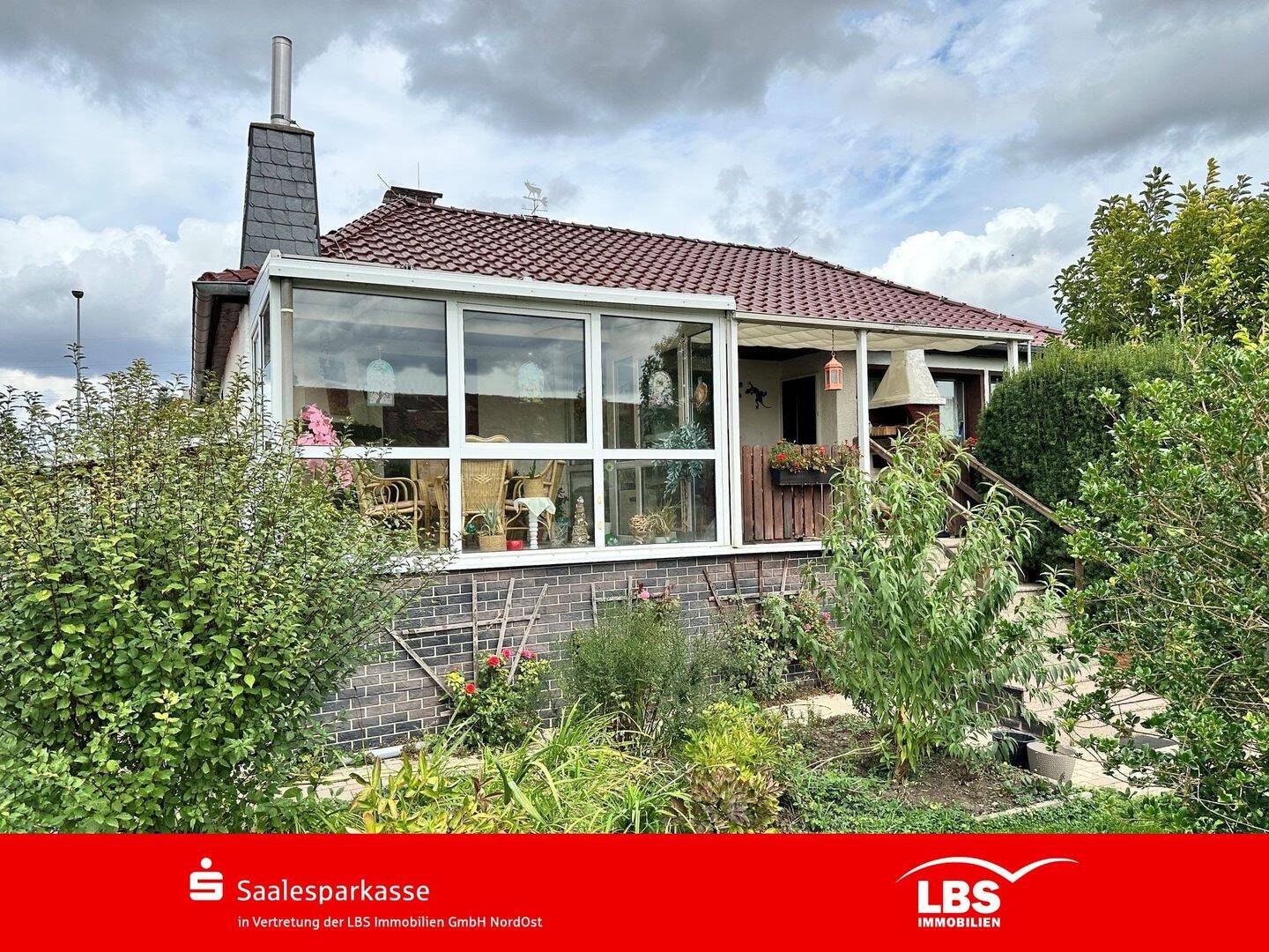 Bungalowhaus mit Wintergarten und Pool!, 6268 Querfurt