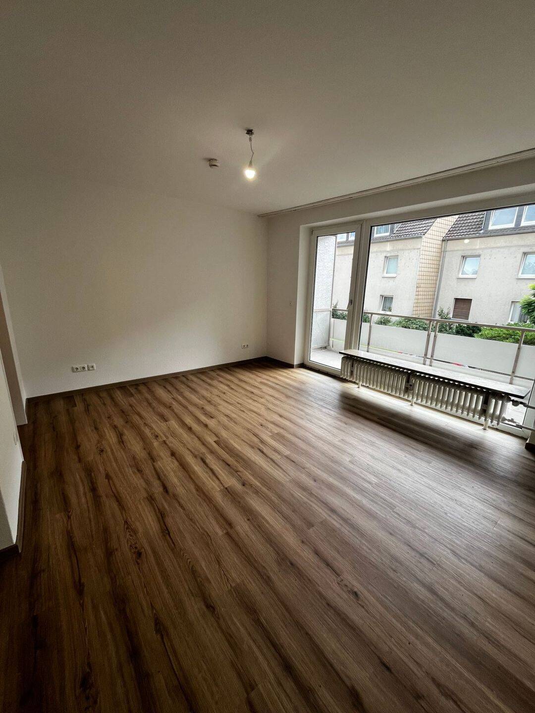 Gemütliches Appartement mit Balkon in Düsseldorf Mörsenbroich, 40470 Düsseldorf (Düsseltal Grafenberg Mörsenbroich Rath)