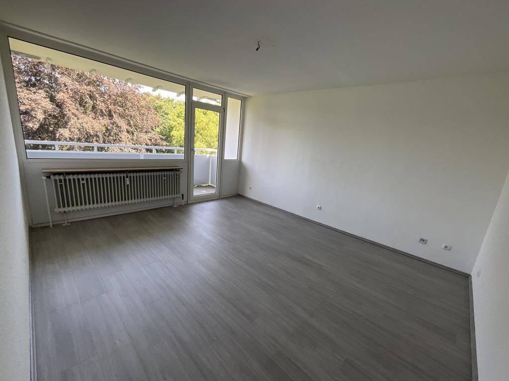 Wohnung mit Balkon ist frei, melden Sie sich bei uns!, 42549 Velbert
