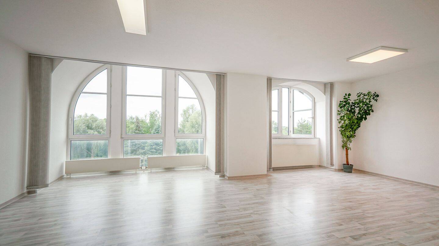 Vielseitig & hell – 3-Zimmer-Wohnung mit zwei Bädern nahe Berlin, 15806 Zossen