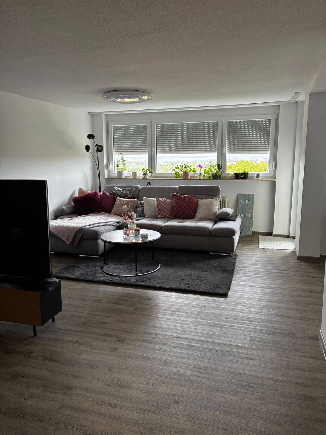 3 Zimmer Wohnung mit Stellplatz und Aufzug, 97464 Niederwerrn
