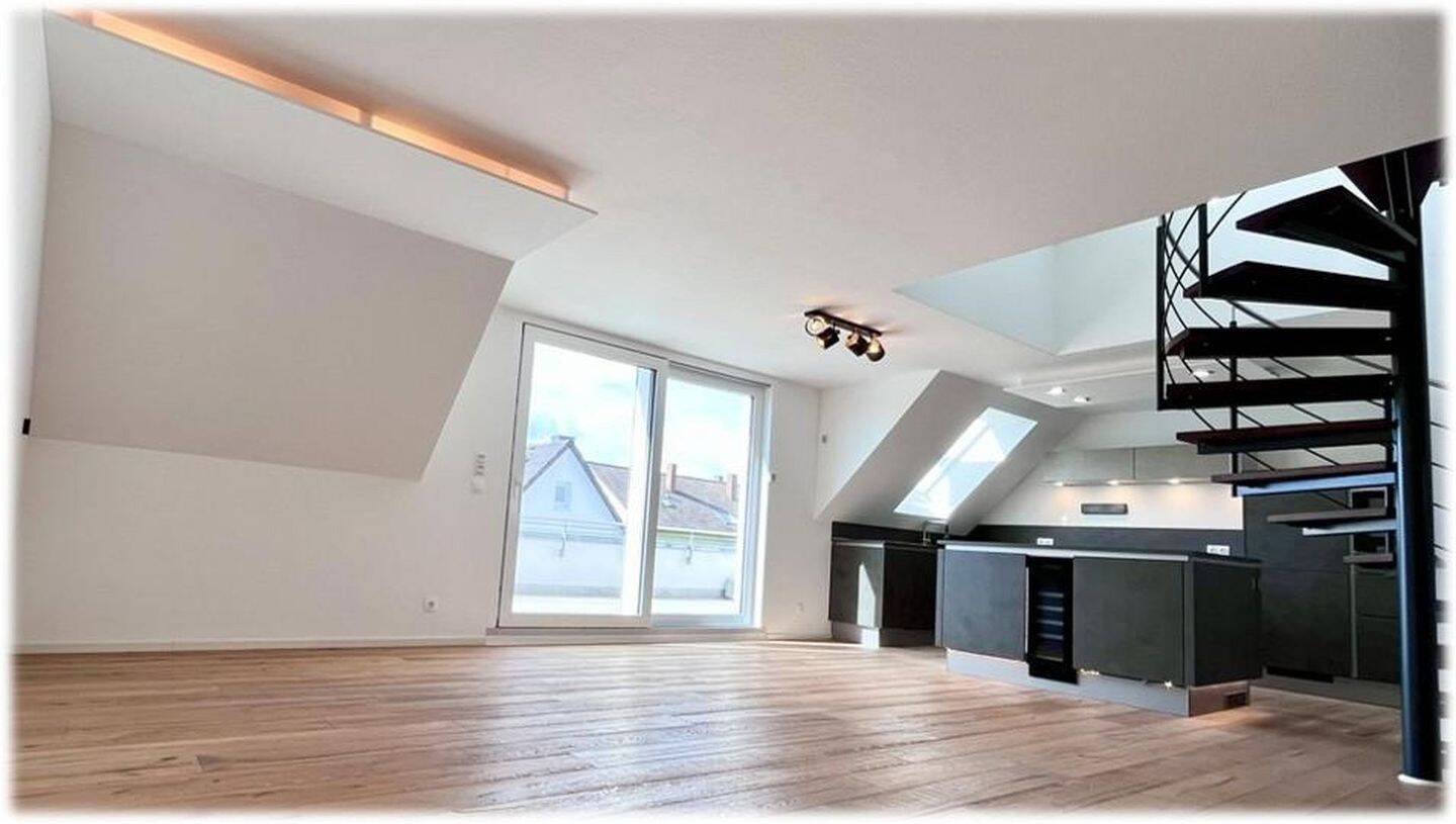 Zukunftssicher wohnen: Moderne KfW-55-Maisonette (A+) mit großer Dachterrasse & 2 Stellplätzen, 71126 Gäufelden