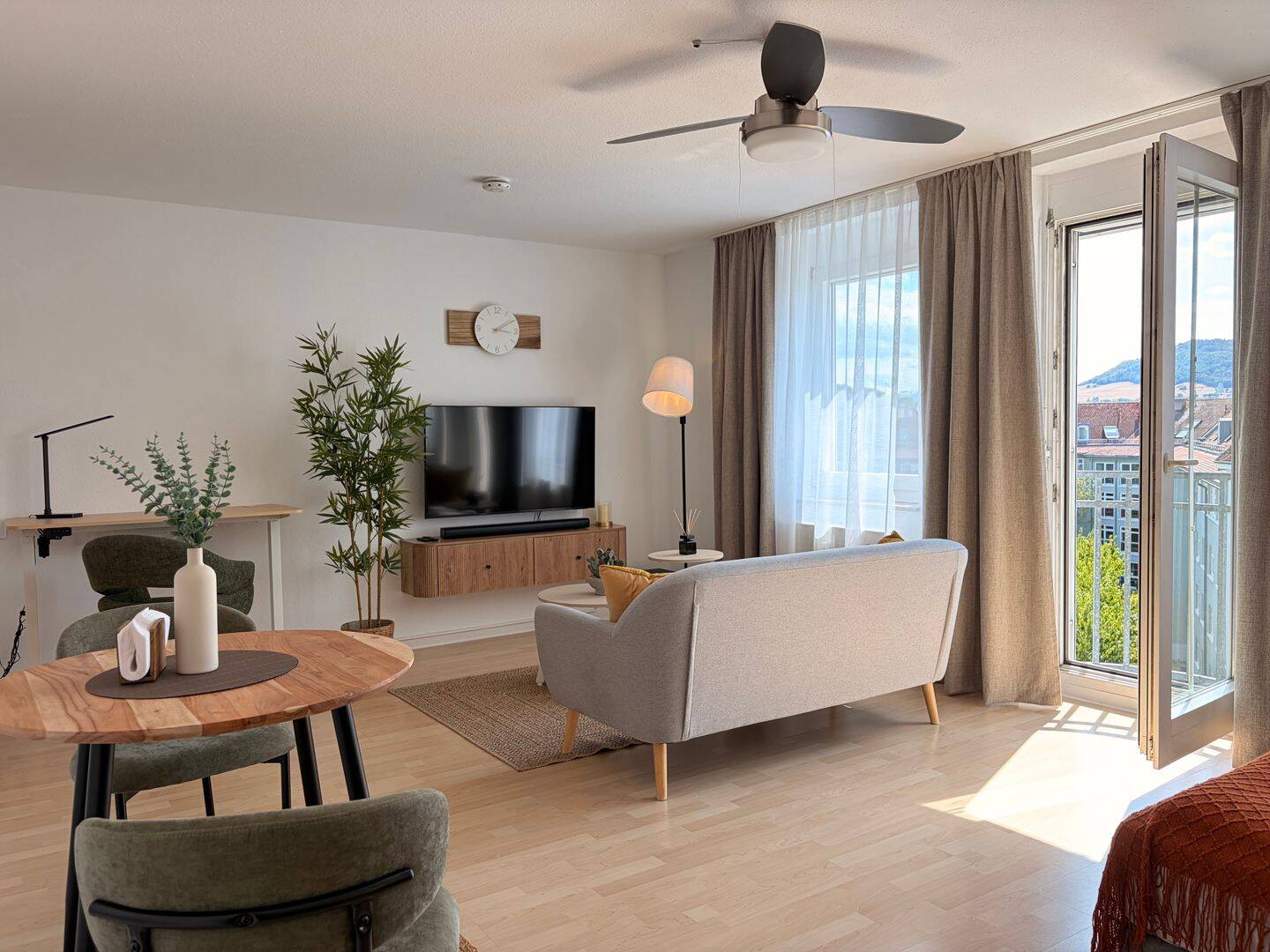 Premium 1,5-Zi.-Apartment | Freiburg Zentrum | möbliert auf Zeit, 79098 Freiburg im Breisgau (Altstadt Neuburg Oberau)