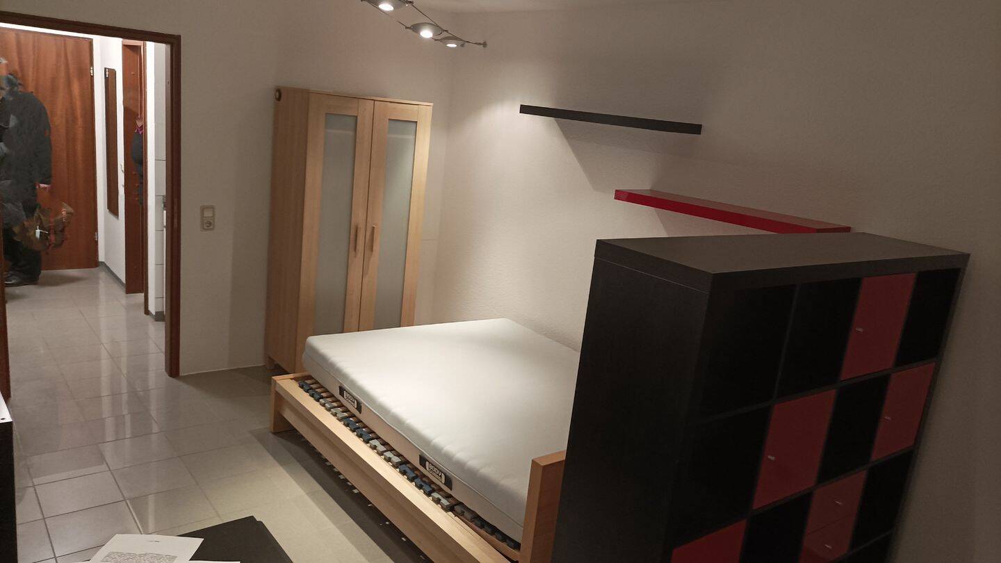 Gemütliches 1-Zimmer-Apartment mit Balkon und Tiefgaragenstellplatz in Heidelberg-Handschuhsheim, 69121 Heidelberg (Handschuhsheim Neuenheim)