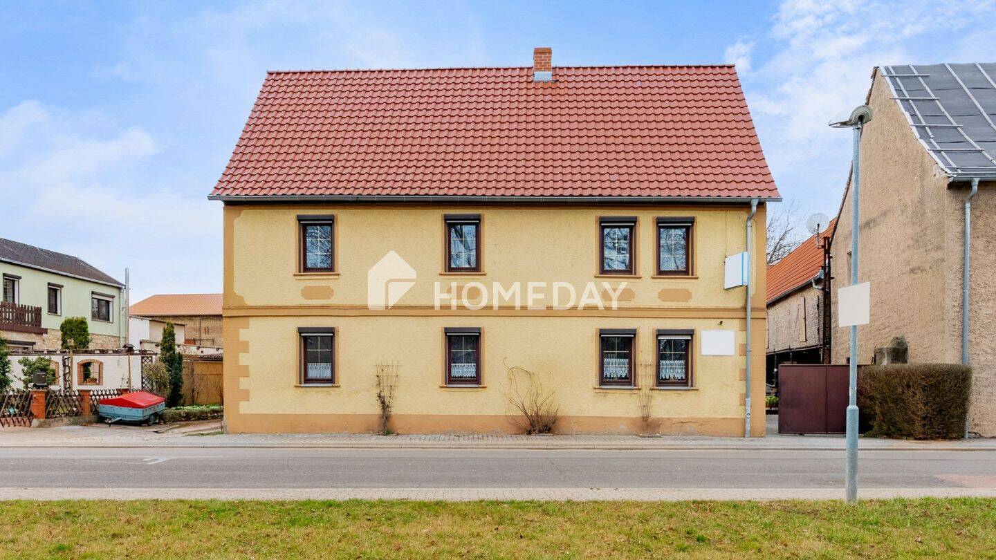 Großzügiges Bauernhaus mit weitläufigem Grundstück und vielseitigem Nutzungspotenzial, 6179 Teutschenthal