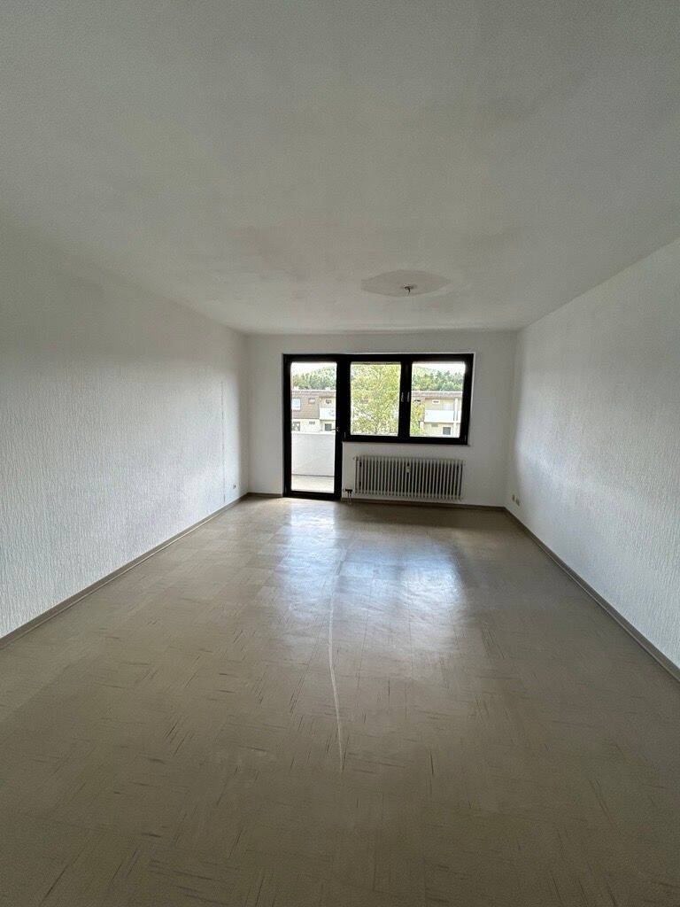 3 Zimmerwohnung mit Balkon in Kaiserslautern!, 67663 Kaiserslautern (Innenstadt)