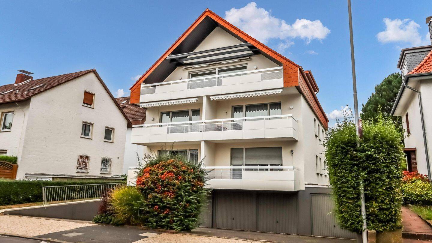 Viel Platz zum Wohlfühlen – großzügige Dachgeschosswohnung mit Balkon, 32105 Bad Salzuflen