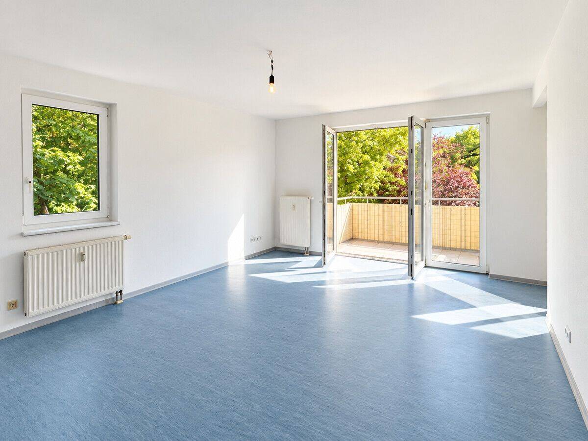 barrierearmes Wohnen mit Charme & grünem Ausblick! 1 Zi-Apartment mit Einbauküche, Balkon & Aufzug!, 12524 Berlin (Treptow-Köpenick Altglienicke Kleingartenanlage Falkenbrunn 1)