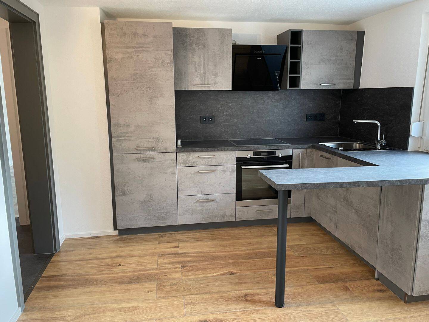 3-Zimmer-Wohnung mit Balkon (Seesicht) und Einbauküche in Konstanz, 78465 Konstanz