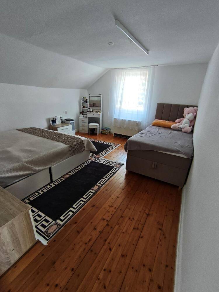Maisonette Wohnung im 1. OG und DG, 3 ZKB, Gäste WC, Küche ausgestattet, im Herzen von Trier Euren, 54294 Trier