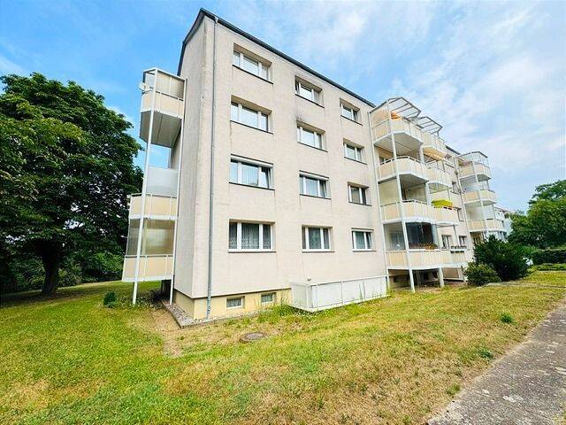 Tolle, ruhige 3- Raum-Eigentumswohnung in WSF – West, Erdgeschoss, Balkon, Stellplatz mit Blick ins Grüne, 6667 Weißenfels