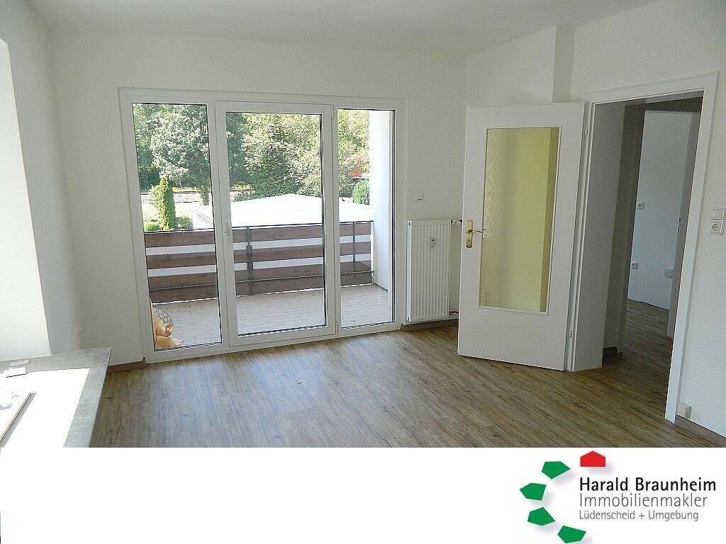 Gepflegtes Single-Apartment in ruhigem Haus mit sonniger Loggia, ca. 37m², 58515 Lüdenscheid