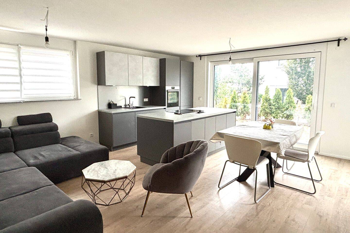 3-Zimmer-Erdgeschosswohnung in Weinstadt-Großheppach, 71384 Weinstadt