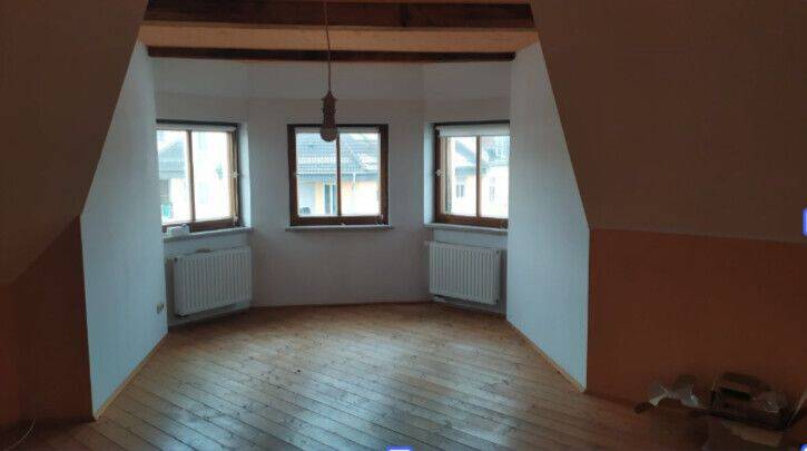 große 2 Zimmerwohnung mit tollem Schnitt, 7545 Gera (Bieblach Innenstadt Ostviertel Pforten Untermhaus)