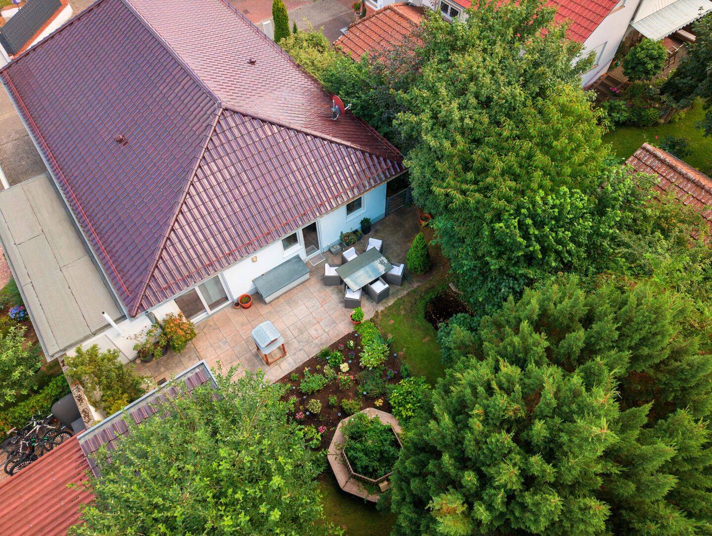 EIN ZUHAUSE FÜR HEUTE & MORGEN – Neuwertiger Bungalow für jede Lebensphase, 64839 Münster (Hessen)